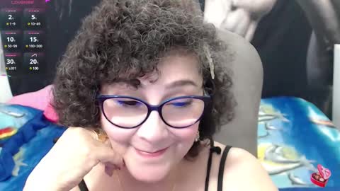 Snapshot of cataleya_mom_ chatting on 02-18-25, 10:58 cataleya online show from 02-18-25, 10:58