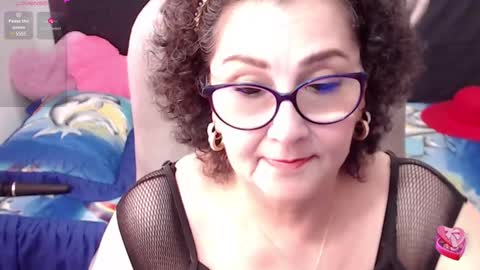 Snapshot of cataleya_mom_ chatting on 02-19-25, 10:09 cataleya online show from 02-19-25, 10:09
