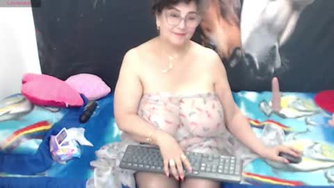 Snapshot of cataleya_mom_ chatting on 02-23-25, 07:33 cataleya online show from 02-23-25, 07:33