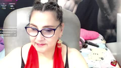 Snapshot of cataleya_mom_ chatting on 03-05-25, 08:10 cataleya online show from 03-05-25, 08:10