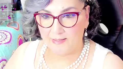 Snapshot of cataleya_mom_ chatting on 09-20-25, 04:46 cataleya online show from 09-20-25, 04:46