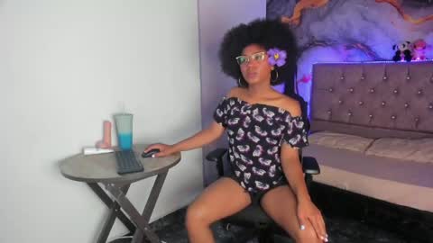 cataleyamoon_ online show from 04-21-26, 08:12