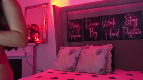Snapshot of cataleyastarr chatting on 06-07-26, 04:38 Cate online show from 06-07-26, 04:38