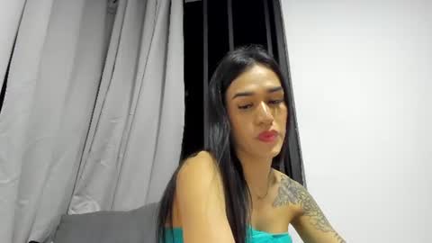 Snapshot of cataliana_mega1 chatting on 06-23-26, 02:53 celiscatalina instagram online show from 06-23-26, 02:53