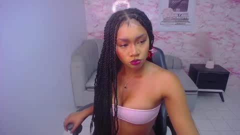 Snapshot of catalina25_t chatting on 02-17-25, 11:13 catalina25_t online show from 02-17-25, 11:13