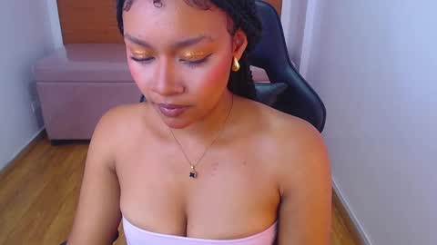 Snapshot of catalina25_t chatting on 03-07-25, 11:51 catalina25_t online show from 03-07-25, 11:51