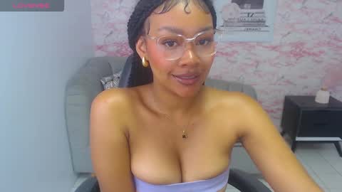 Snapshot of catalina25_t chatting on 03-11-25, 11:01 catalina25_t online show from 03-11-25, 11:01