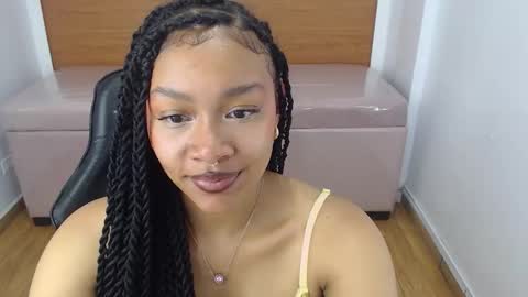 Snapshot of catalina25_t chatting on 10-17-25, 08:11 catalina25_t online show from 10-17-25, 08:11