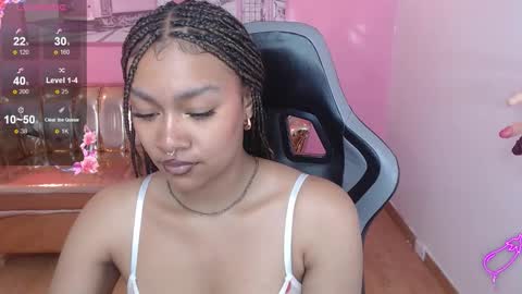 Snapshot of catalina25_t chatting on 12-15-25, 07:51 catalina25_t online show from 12-15-25, 07:51