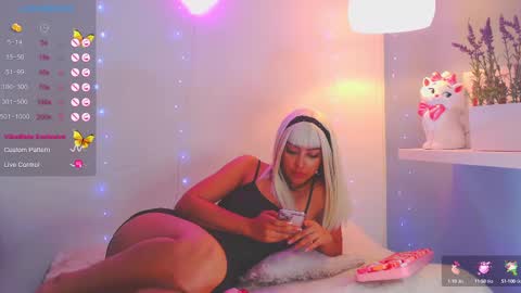 Catalina lovers online show from 02-26-25, 07:49