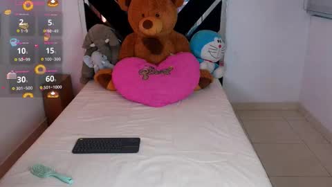 Catalina  online show from 10-22-25, 11:59