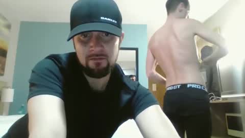 Snapshot of catch2020 chatting on 12-04-25, 03:16 CalebtheNakedPainter online show from 12-04-25, 03:16