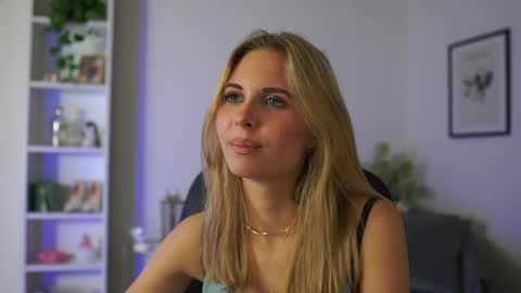 catecrago  online show from 02-06-25, 03:20