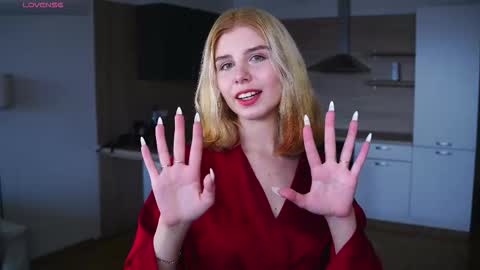 Katrin online show from 10-25-25, 04:42