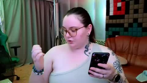 catherineclaire online show from 07-24-26, 04:16