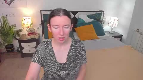 Catrin online show from 09-13-25, 08:14