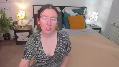 Catrin online show from 09-25-25, 06:50