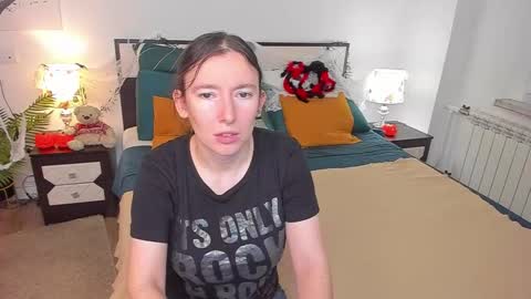 Catrin online show from 10-29-25, 06:59