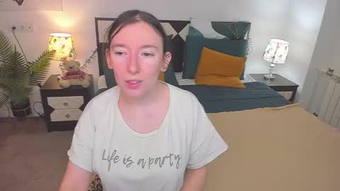 Catrin online show from 11-17-25, 08:20