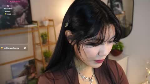 Snapshot of catheryneells chatting on 09-08-25, 04:17 Lee online show from 09-08-25, 04:17