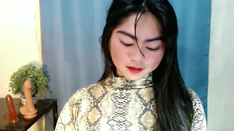 Snapshot of cathy_ho chatting on 01-14-25, 11:05 cathy_ho online show from 01-14-25, 11:05