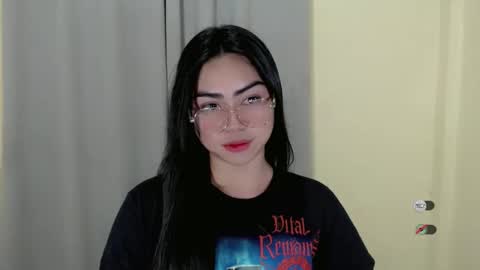 Snapshot of cathy_ho chatting on 03-12-25, 03:29 cathy_ho online show from 03-12-25, 03:29