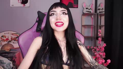 Cati help me reach my goal of 100 thumbs up again 3 online show from 09-17-25, 03:08