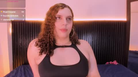 Snapshot of catleyanoire_ chatting on 05-15-26, 10:50 Catleya Noire online show from 05-15-26, 10:50