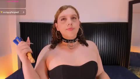 Snapshot of catleyanoire_ chatting on 07-16-26, 10:27 Catleya Noire online show from 07-16-26, 10:27