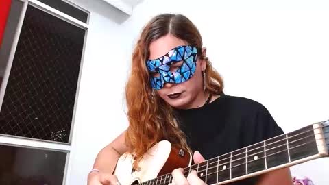 Snapshot of catnessa_ chatting on 01-10-26, 02:13 Catalina Restrepo online show from 01-10-26, 02:13