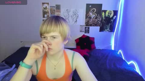 cattie_w_ online show from 11-28-25, 01:19