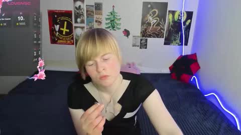 cattie_w_ online show from 02-05-26, 01:21