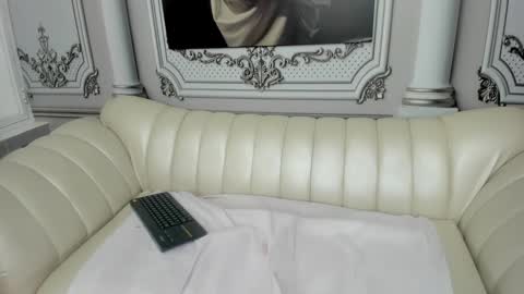 catty online show from 02-18-25, 06:04