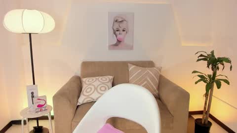 catvalentinee_ online show from 01-09-26, 10:44