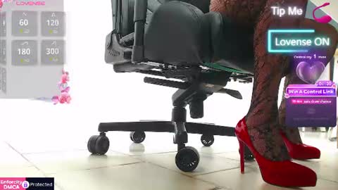 SexyIoanna online show from 06-17-26, 09:34