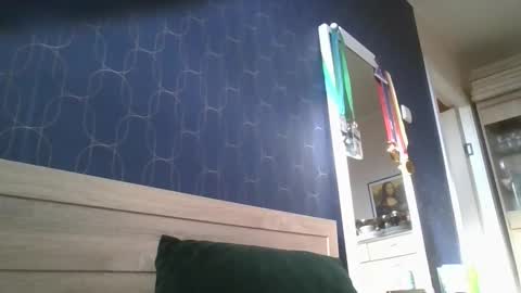 Snapshot of cawboy1992 chatting on 10-07-25, 07:05 Im yours online show from 10-07-25, 07:05