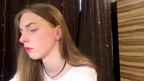 Polly online show from 03-05-26, 07:26