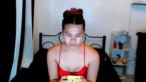 The Queen Named ADDISON online show from 06-12-26, 11:53