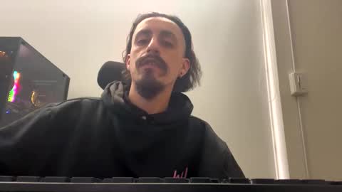 Snapshot of cayu_frensh94 chatting on 12-12-24, 09:37 cayu_frensh94 online show from 12-12-24, 09:37