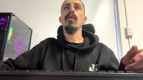 Snapshot of cayu_frensh94 chatting on 12-16-24, 10:24 cayu_frensh94 online show from 12-16-24, 10:24