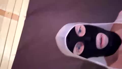 Snapshot of cbtmancan chatting on 09-28-25, 04:40 cbtmancan online show from 09-28-25, 04:40