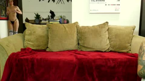 WHAT CAN YOU GET US TO DO online show from 01-30-25, 04:55