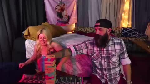 WHAT CAN YOU GET US TO DO online show from 04-27-26, 03:37