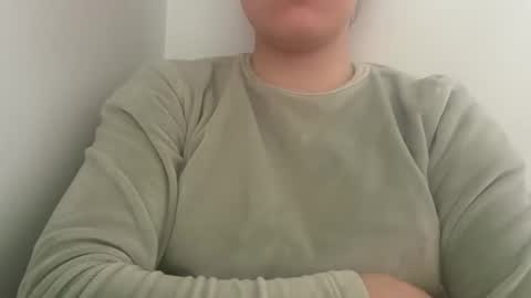 Snapshot of cclavender chatting on 03-20-26, 01:16 Claire online show from 03-20-26, 01:16