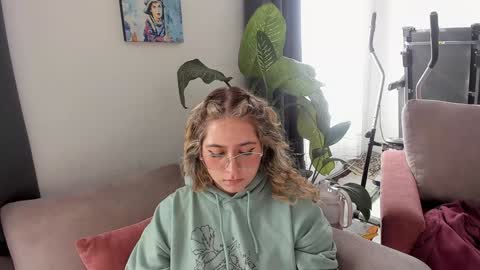 Snapshot of ccuteass chatting on 12-01-24, 07:36 ccuteass online show from 12-01-24, 07:36