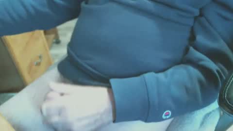 Snapshot of cczt154 chatting on 01-09-25, 08:55 CCzt154 online show from 01-09-25, 08:55