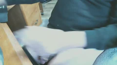 Snapshot of cczt154 chatting on 03-04-25, 08:49 CCzt154 online show from 03-04-25, 08:49