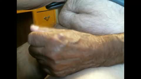 Snapshot of cczt154 chatting on 09-12-25, 04:18 CCzt154 online show from 09-12-25, 04:18