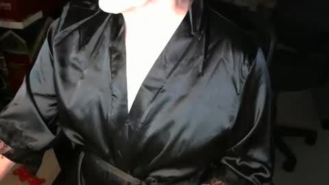 Snapshot of cddan56 chatting on 01-03-25, 02:10 cddan56 online show from 01-03-25, 02:10