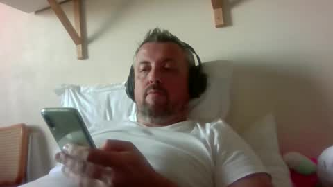 Snapshot of cebcool chatting on 03-08-26, 02:21 Sb online show from 03-08-26, 02:21